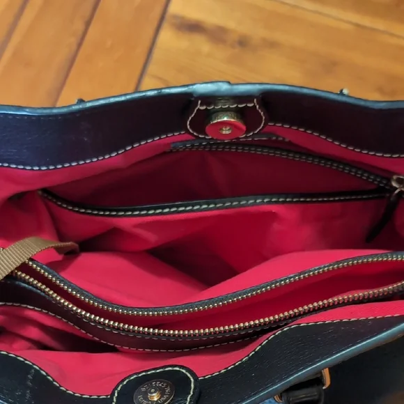 Dooney & Bourke Black Leather Women's Bag - Picture 6 of 8